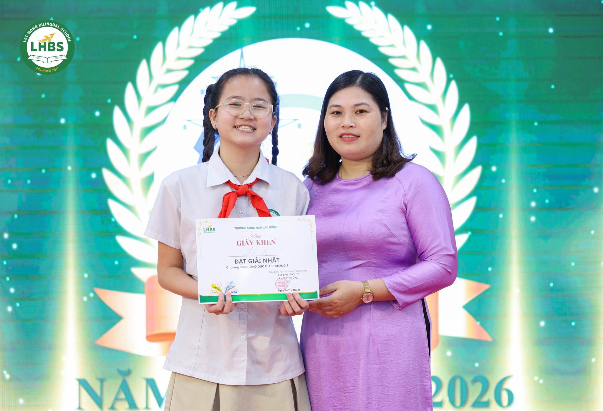 Học sinh Song ngữ Lạc Hồng tìm hiểu văn hoá và con người Đồng Nai