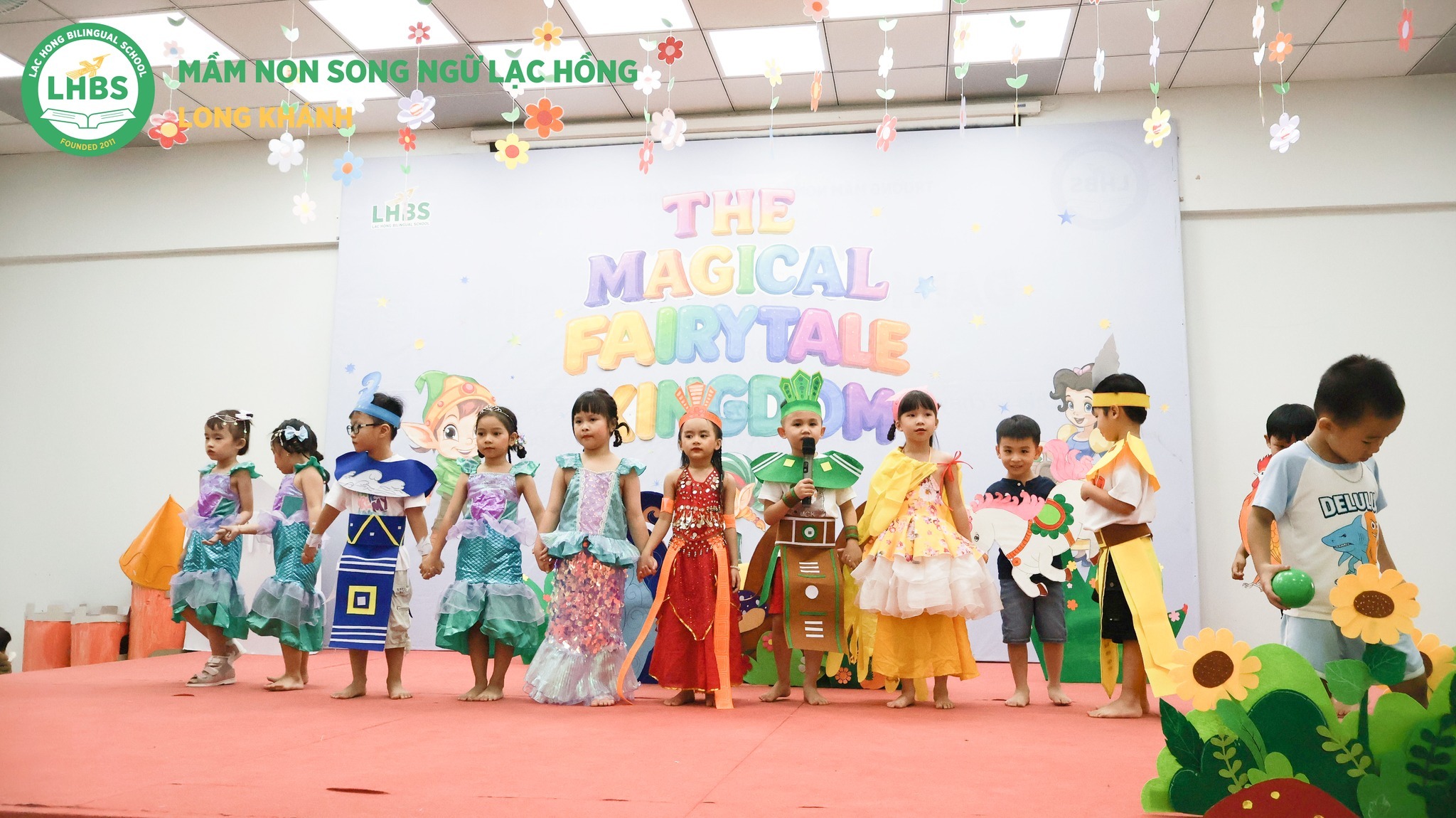 Học sinh Mầm non Song ngữ Lạc Hồng trong "Lễ hội hoá trang"