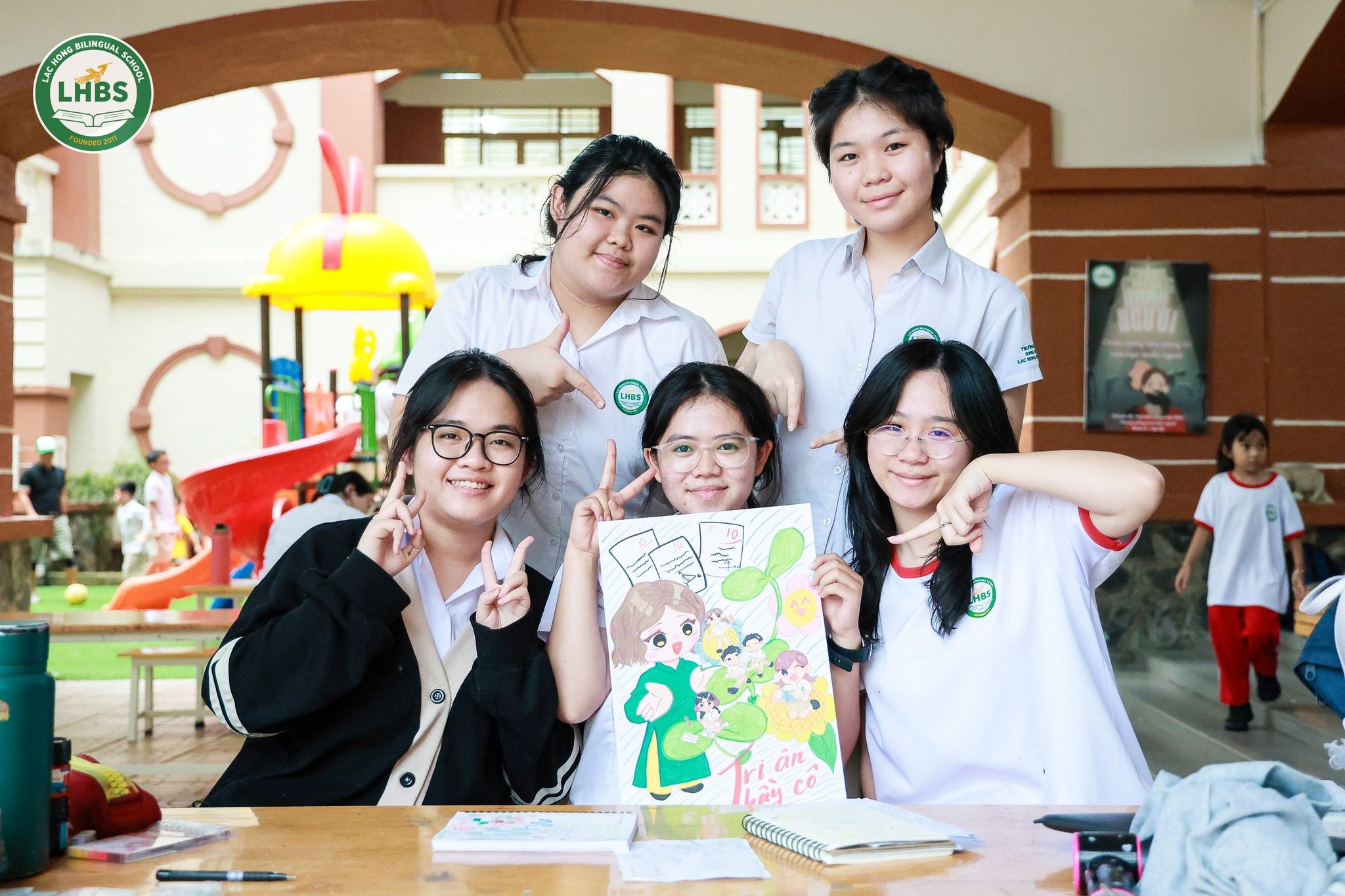 Học sinh LHBS tham gia hội thi Nét Vẽ Em Yêu