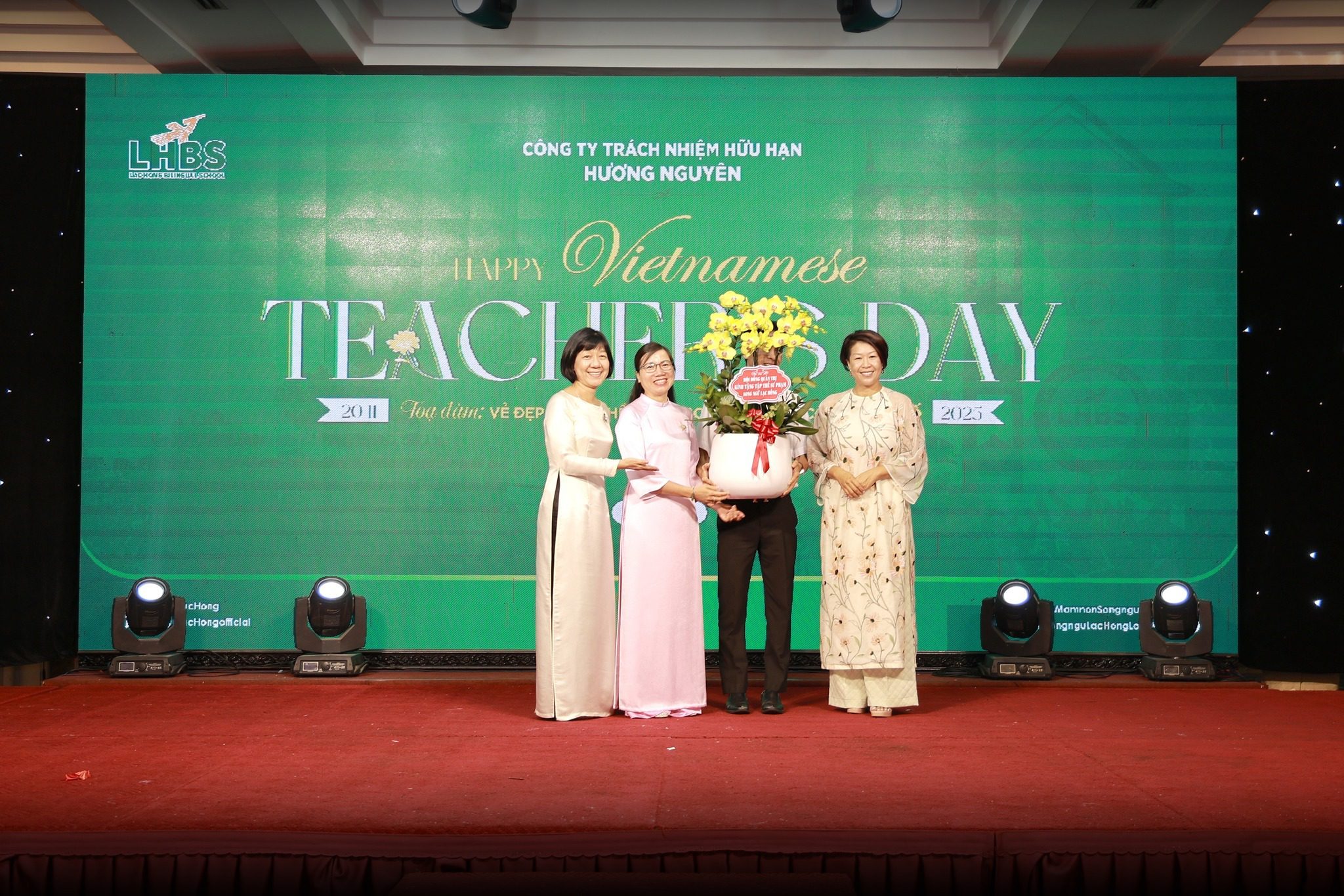 GVNV LHBS tham gia toạ đàm "Vẻ đẹp nghề giáo trong thời đại công nghệ số"