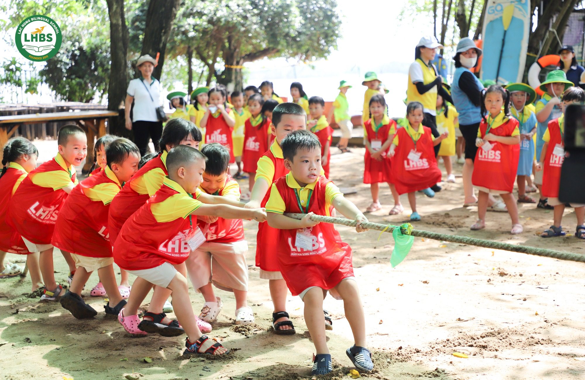 Học sinh Chồi và Lá Mầm non Song ngữ Lạc Hồng khám phá thiên nhiên tại Asia Island Glamping