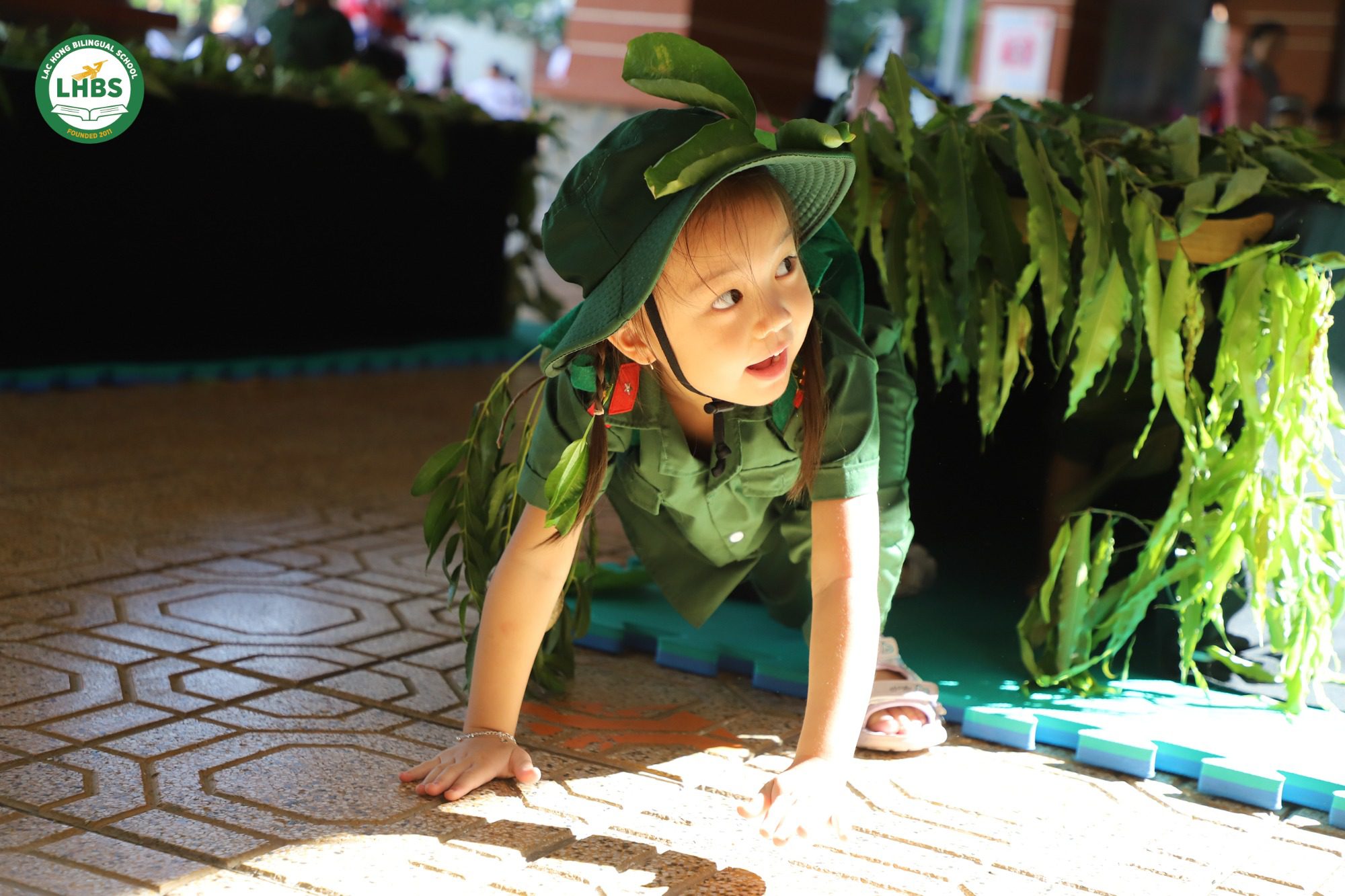 Học sinh Mầm non Song ngữ Lạc Hồng tham gia sự kiện Bé làm chiến sĩ