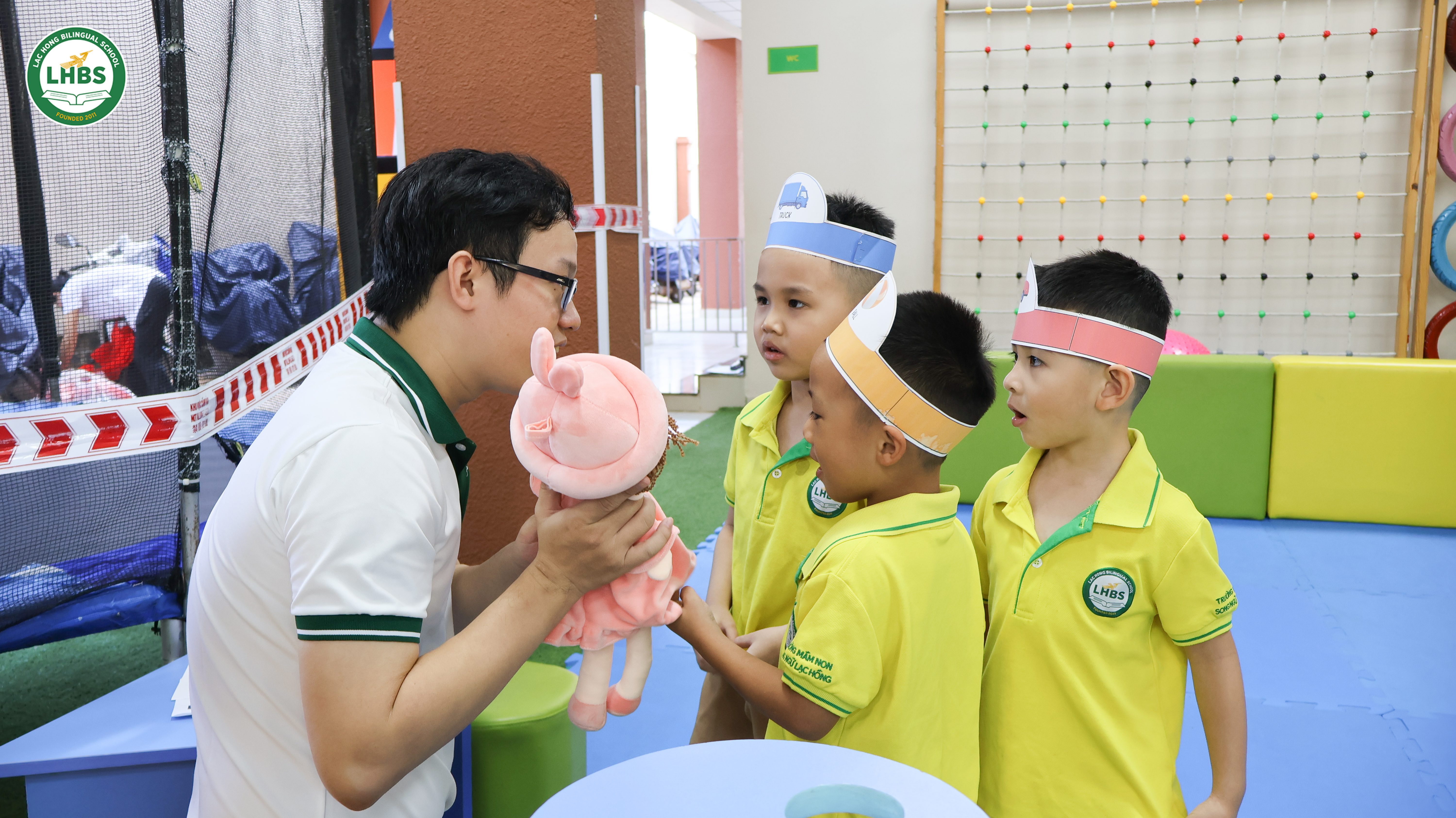 Sự kiện tiếng Anh Toy Quest tại Mầm non Song ngữ Lạc Hồng