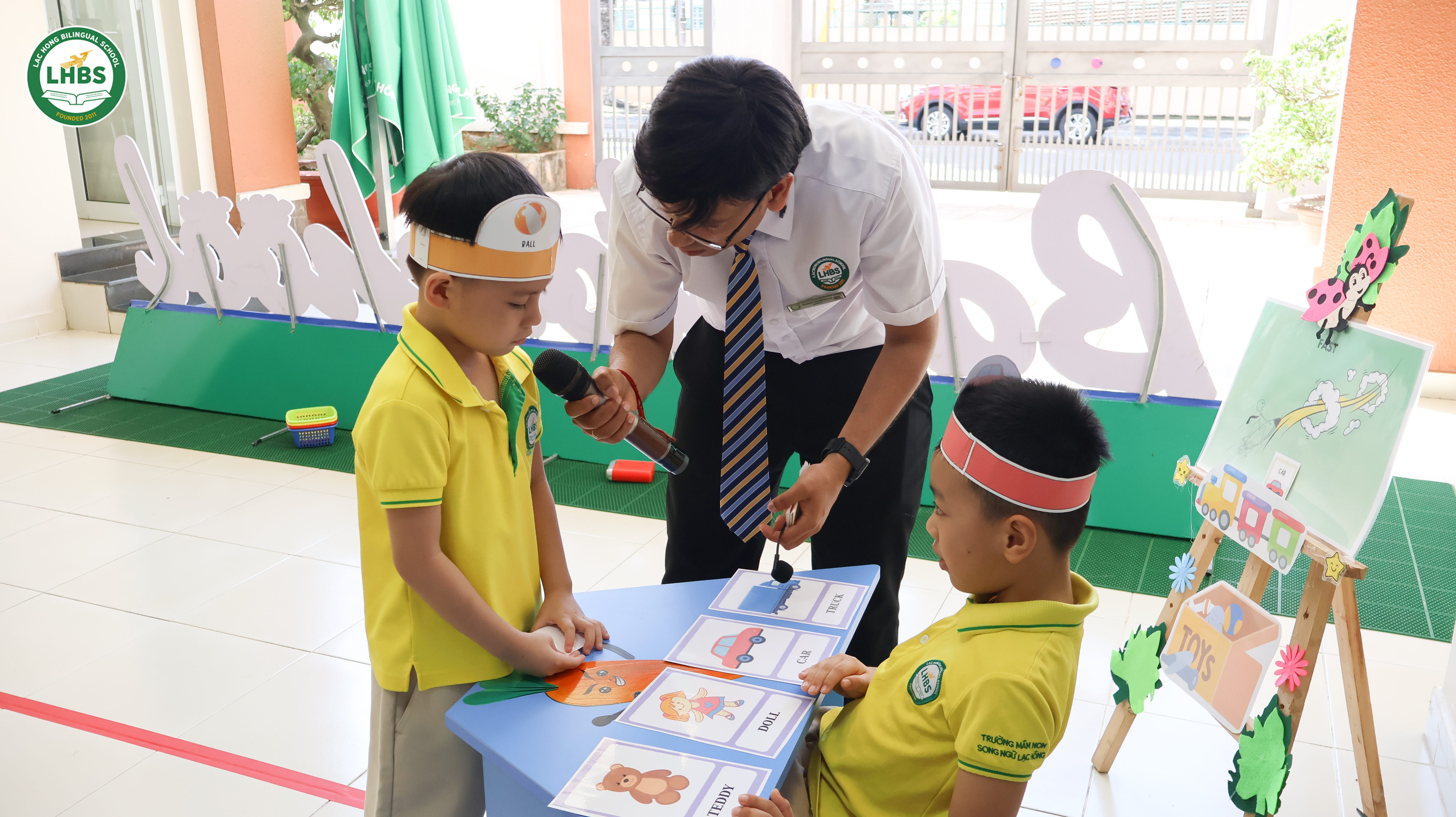 Sự kiện tiếng Anh Toy Quest tại Mầm non Song ngữ Lạc Hồng