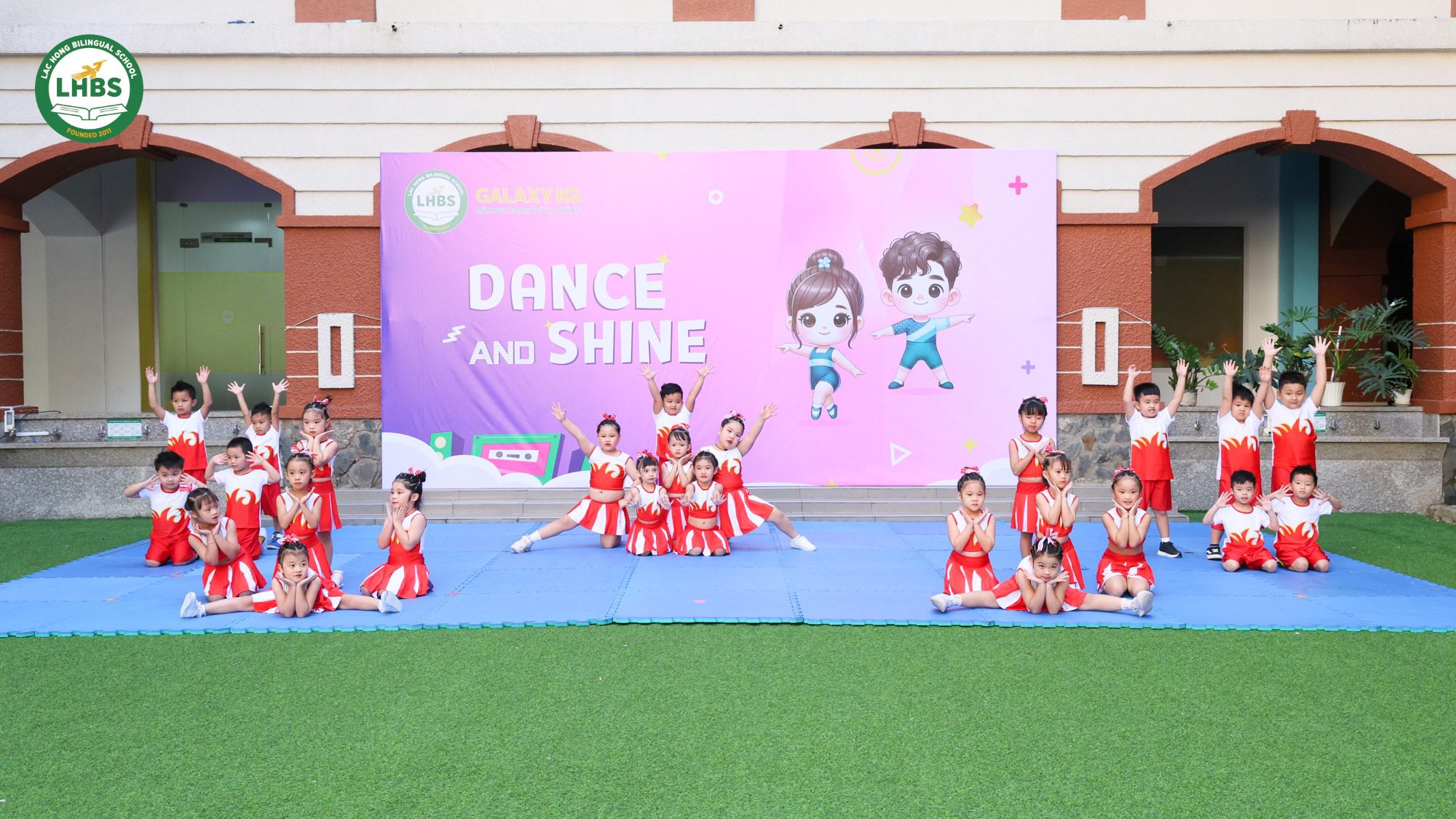 Học sinh Mầm non Song ngữ Lạc Hồng biểu diễn AEROBIC trong cuộc thi Dance And Shine