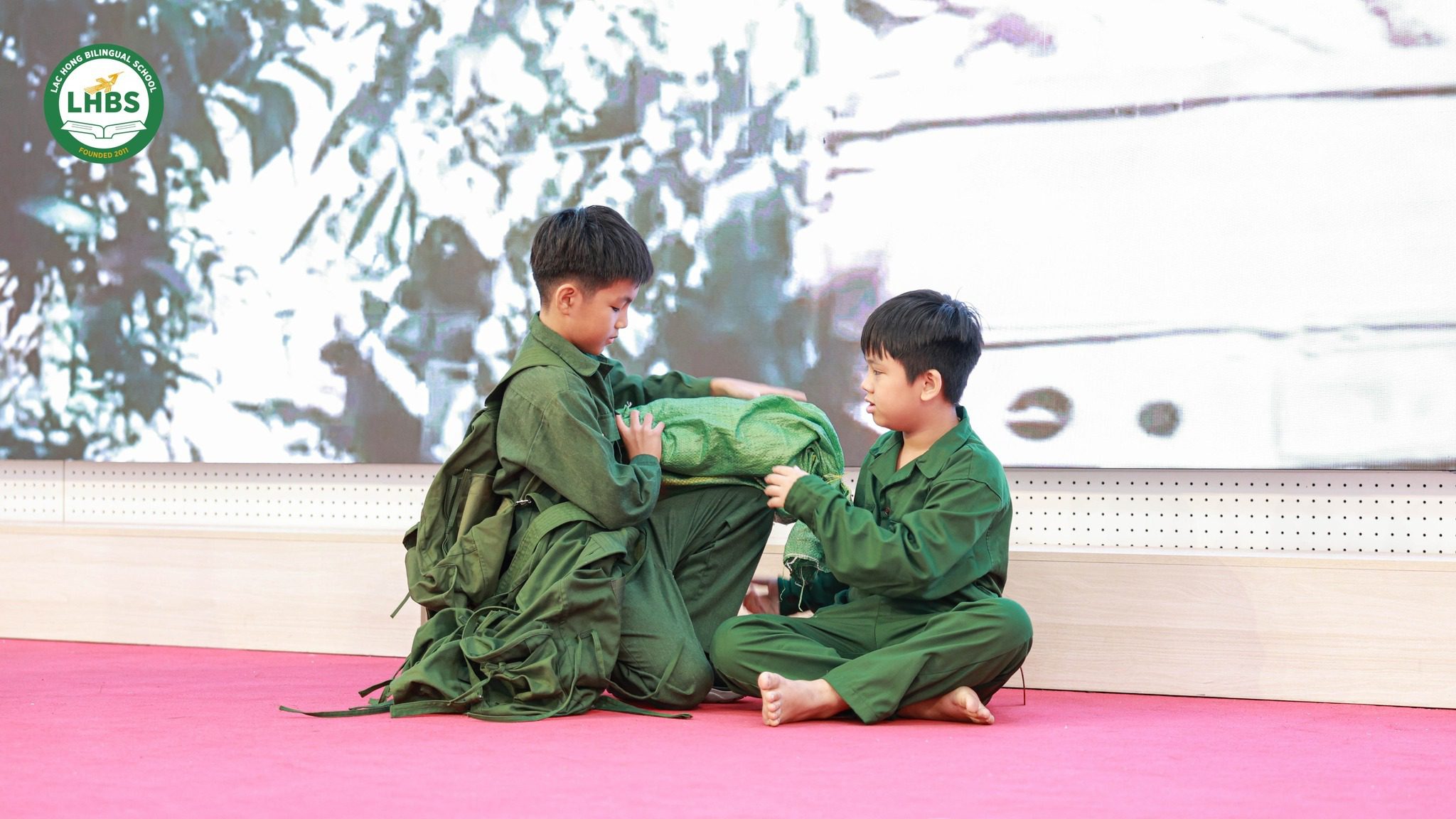 Tổng kết dự án Lịch sử và Địa lí khối 5 trường Song ngữ Lạc Hồng