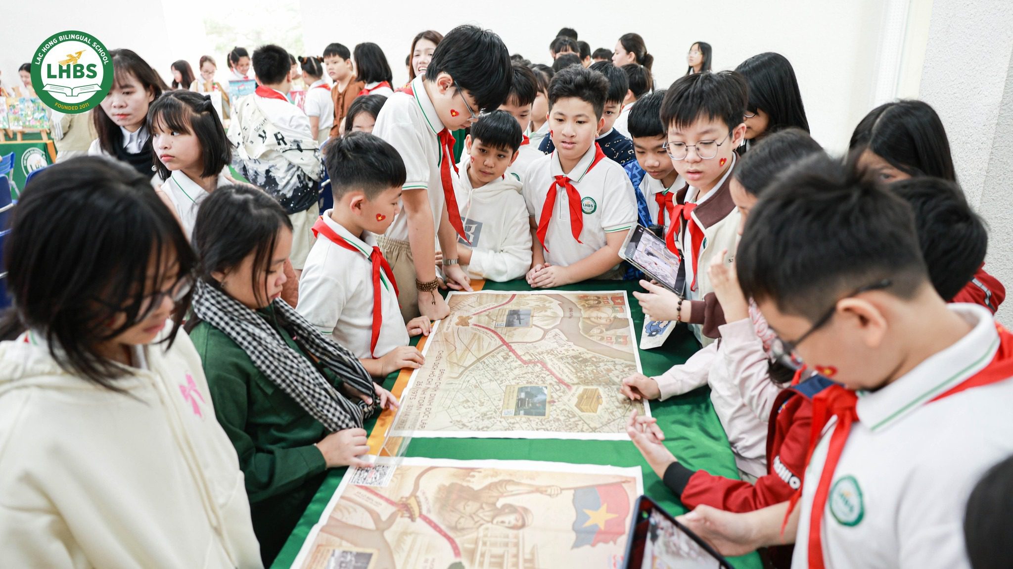 Tổng kết dự án Lịch sử và Địa lí khối 5 trường Song ngữ Lạc Hồng