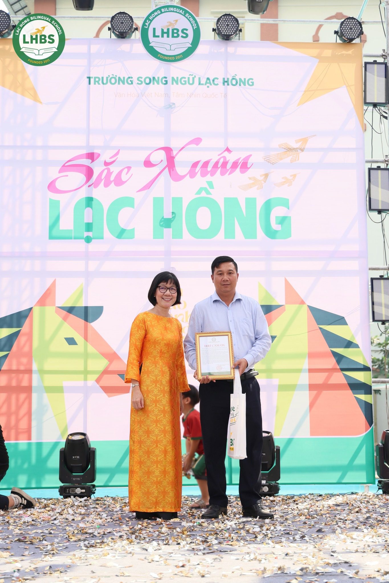 HỘI XUÂN 2026: SẮC XUÂN LẠC HỒNG