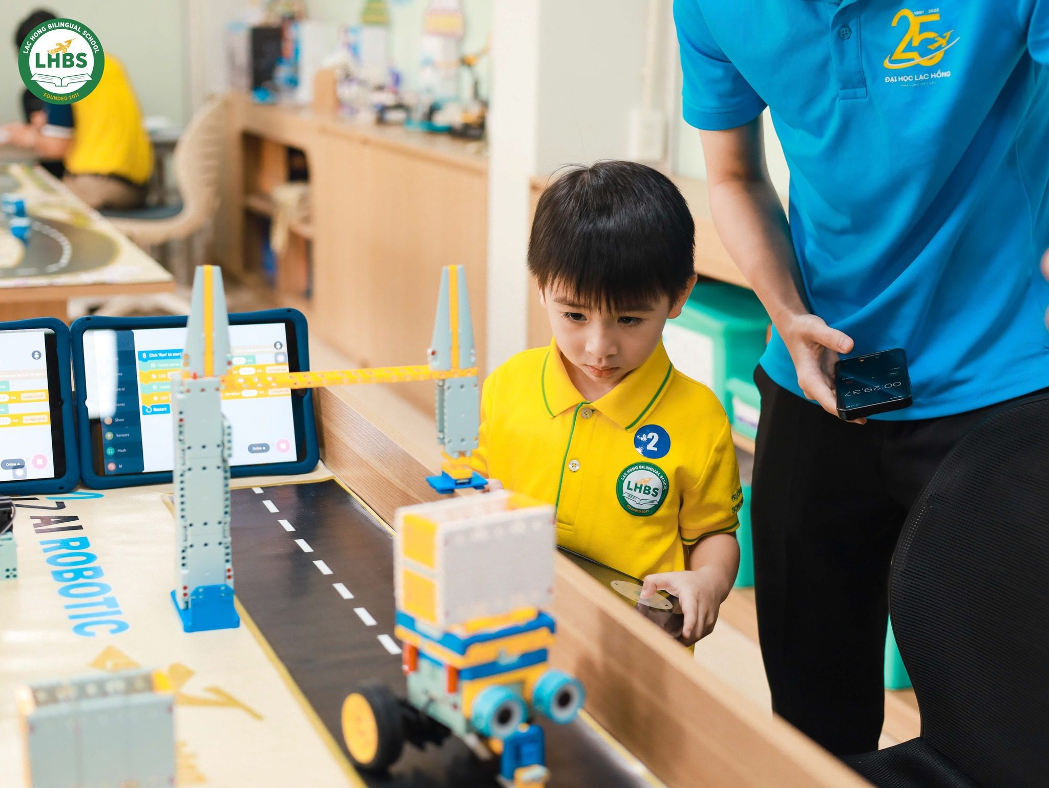 AI-ROBPTICS CHALLENGE MẦM NON SONG NGỮ LẠC HỒNG